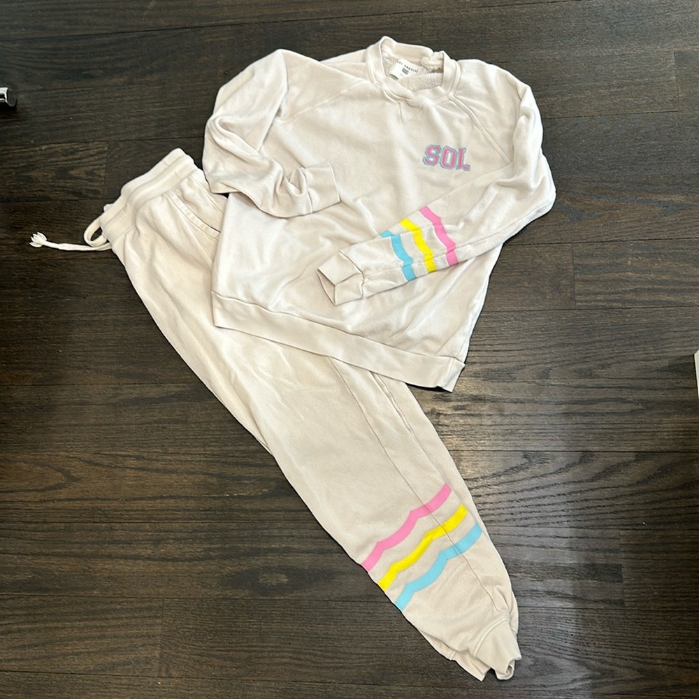 Cute & cozy sweatsuit
